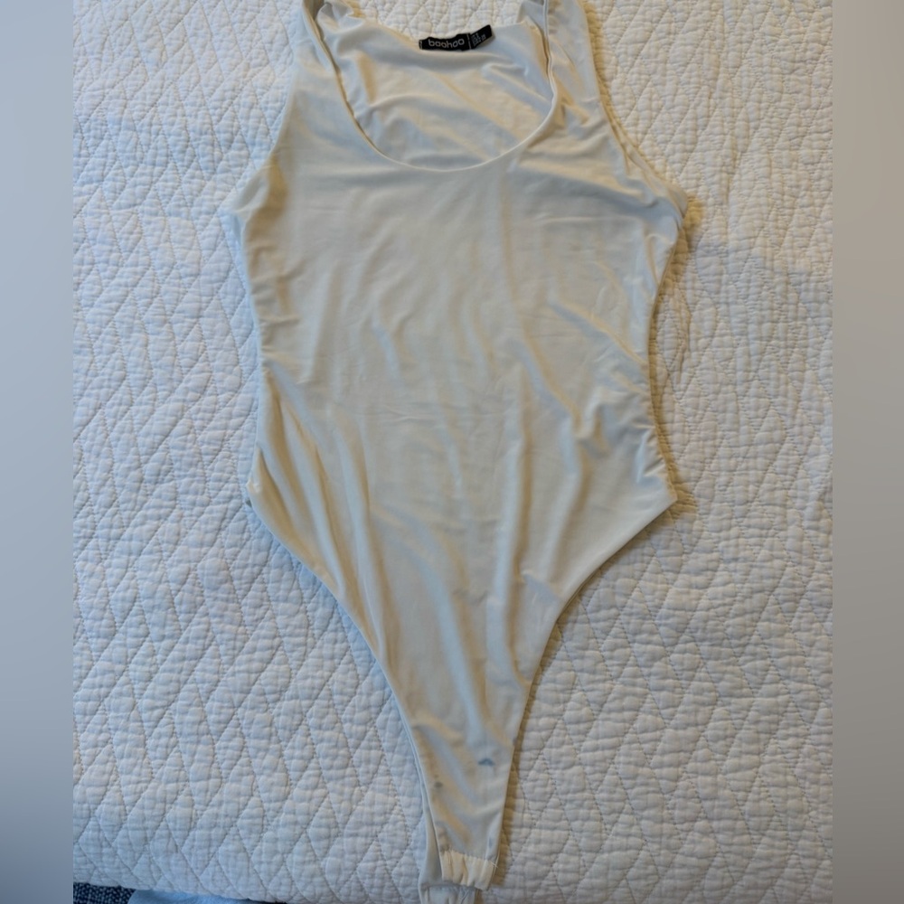 Boohoo white and black bodysuits